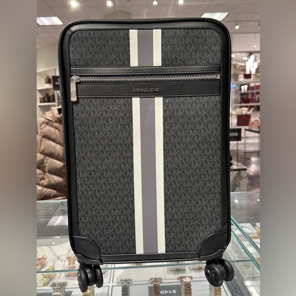 Micheal kors travel trolley